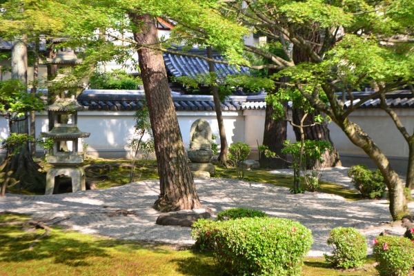 Zen Garden Landscaping in Eden Prairie