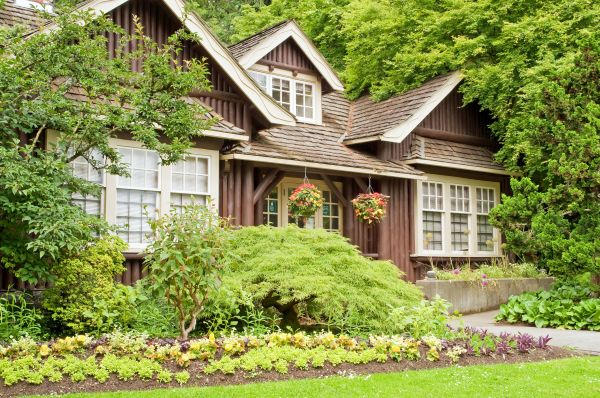 Log Home Landscaping in Eden Prairie